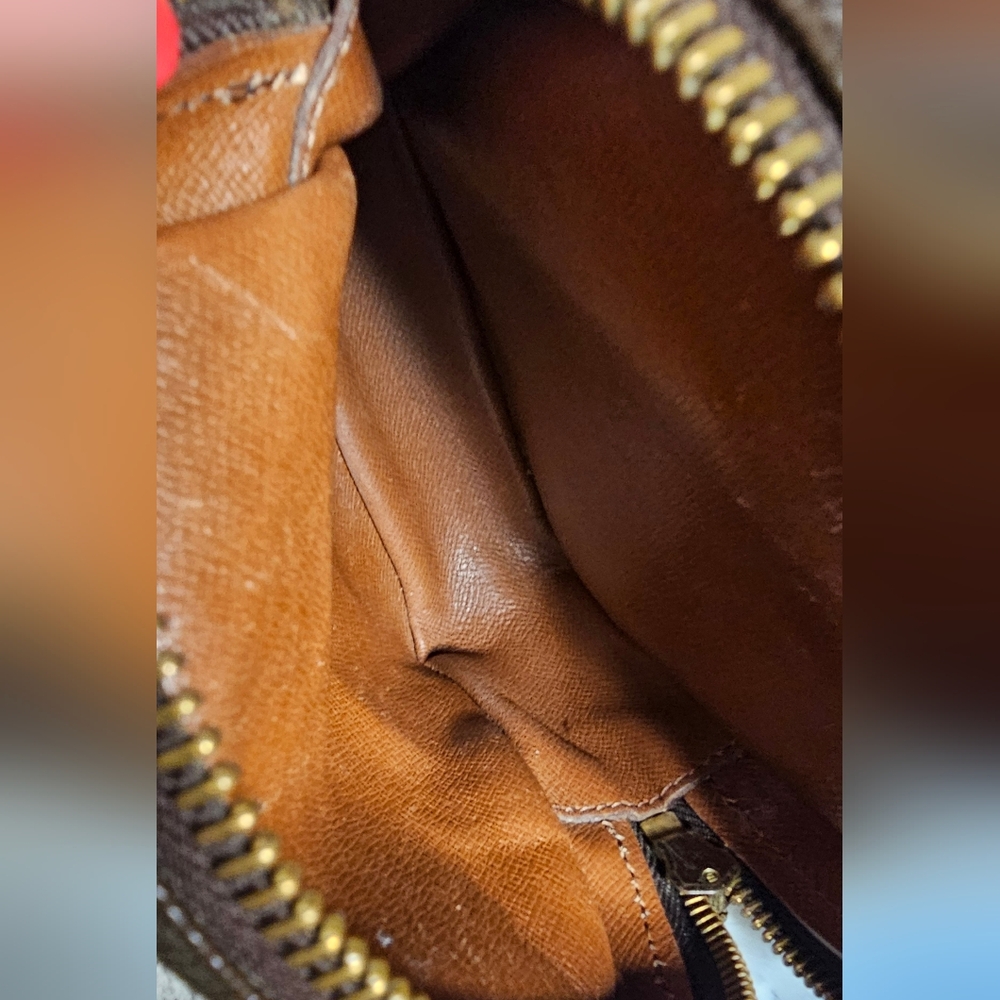 Louis Vuitton Vintage Amazon PM In Great Condition - Picture 10 of 16